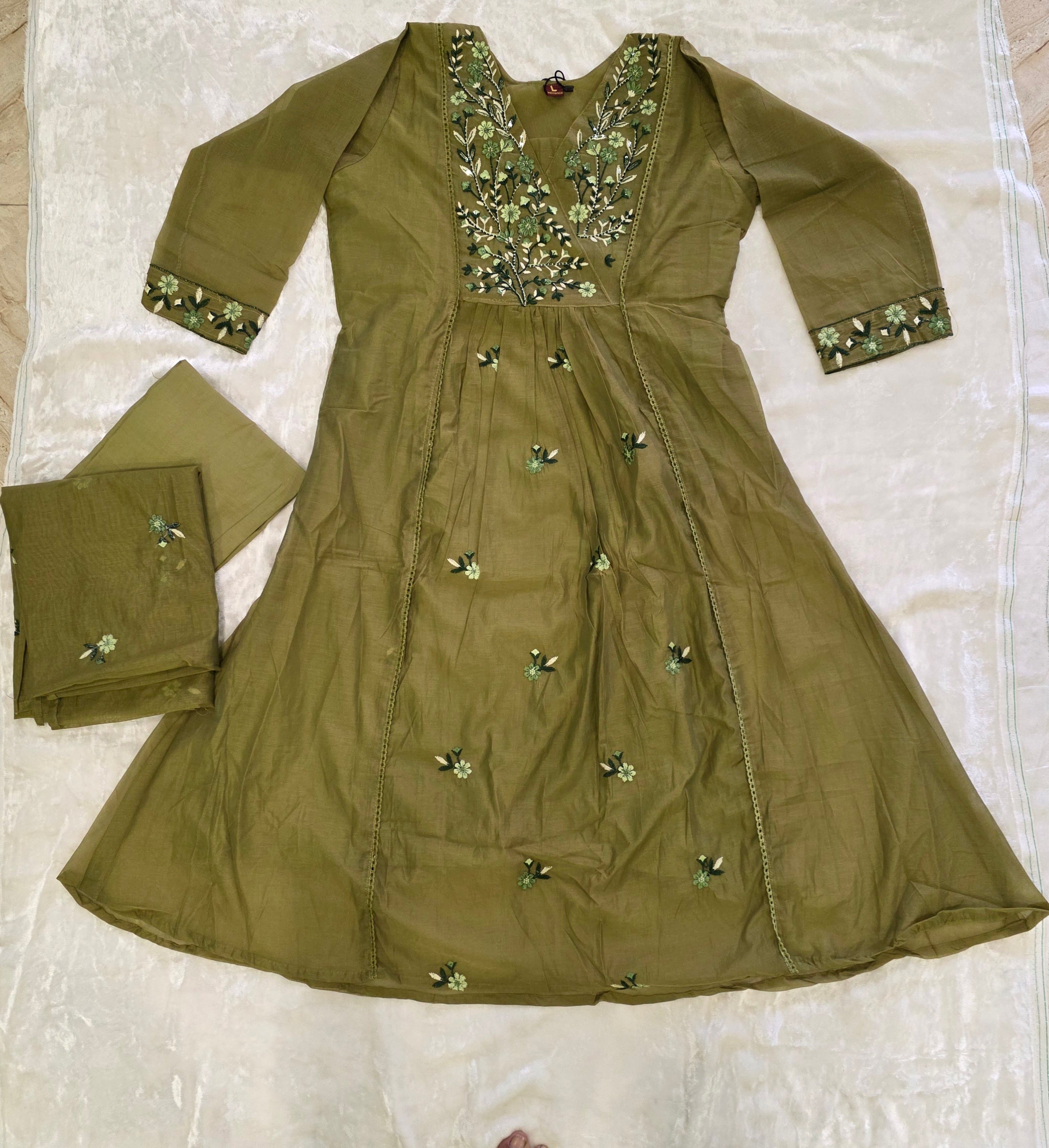 Malchanderi 3 Piece Set