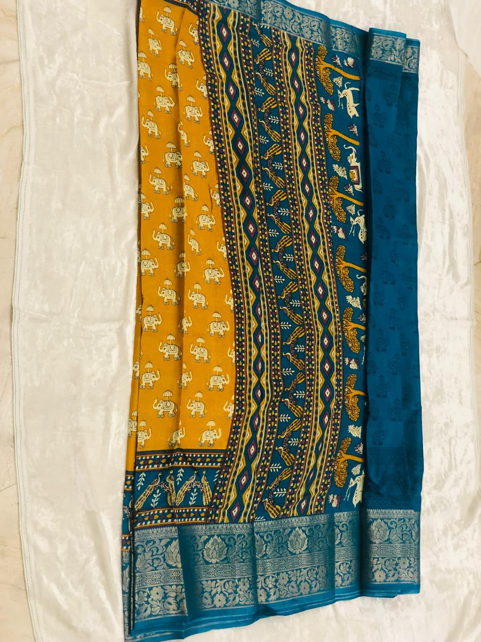 Mughda Silk saree