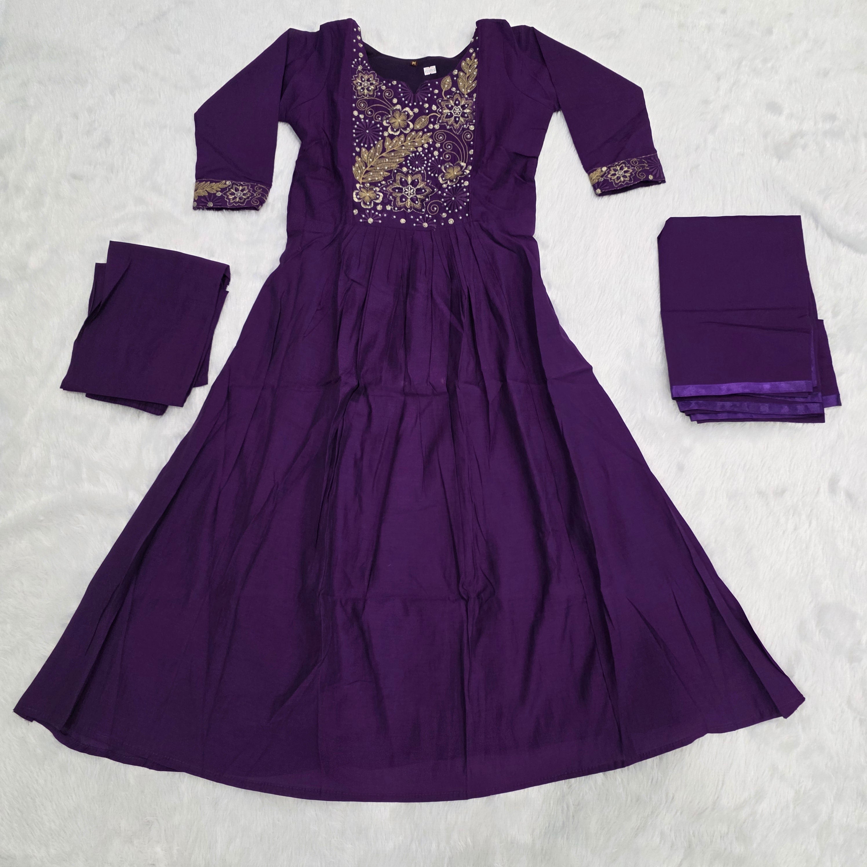 Mulchanderi 3 Piece Set