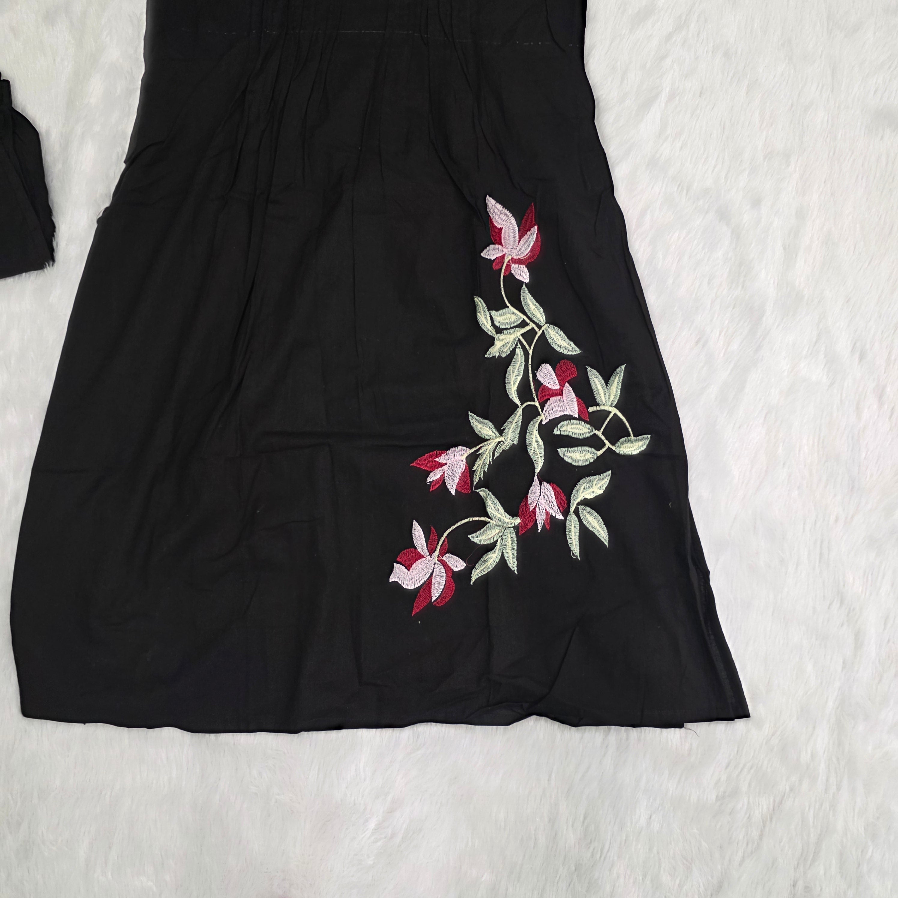 Black Cordset